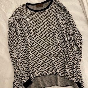 Kerisma Patterened Long Sleeve